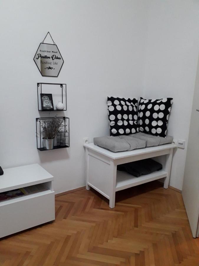 La Madre Apartment Rijeka Bagian luar foto